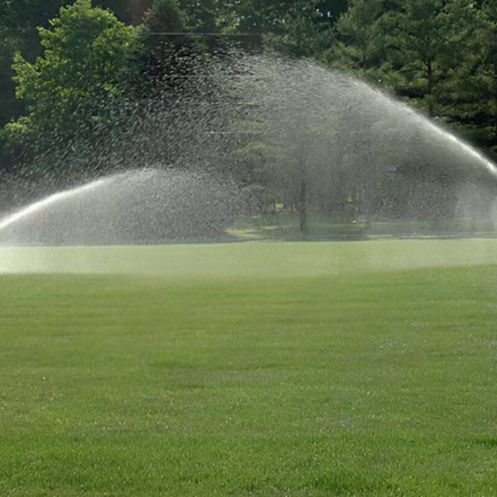 Benefits of Liquid Aeration Over Core Aeration